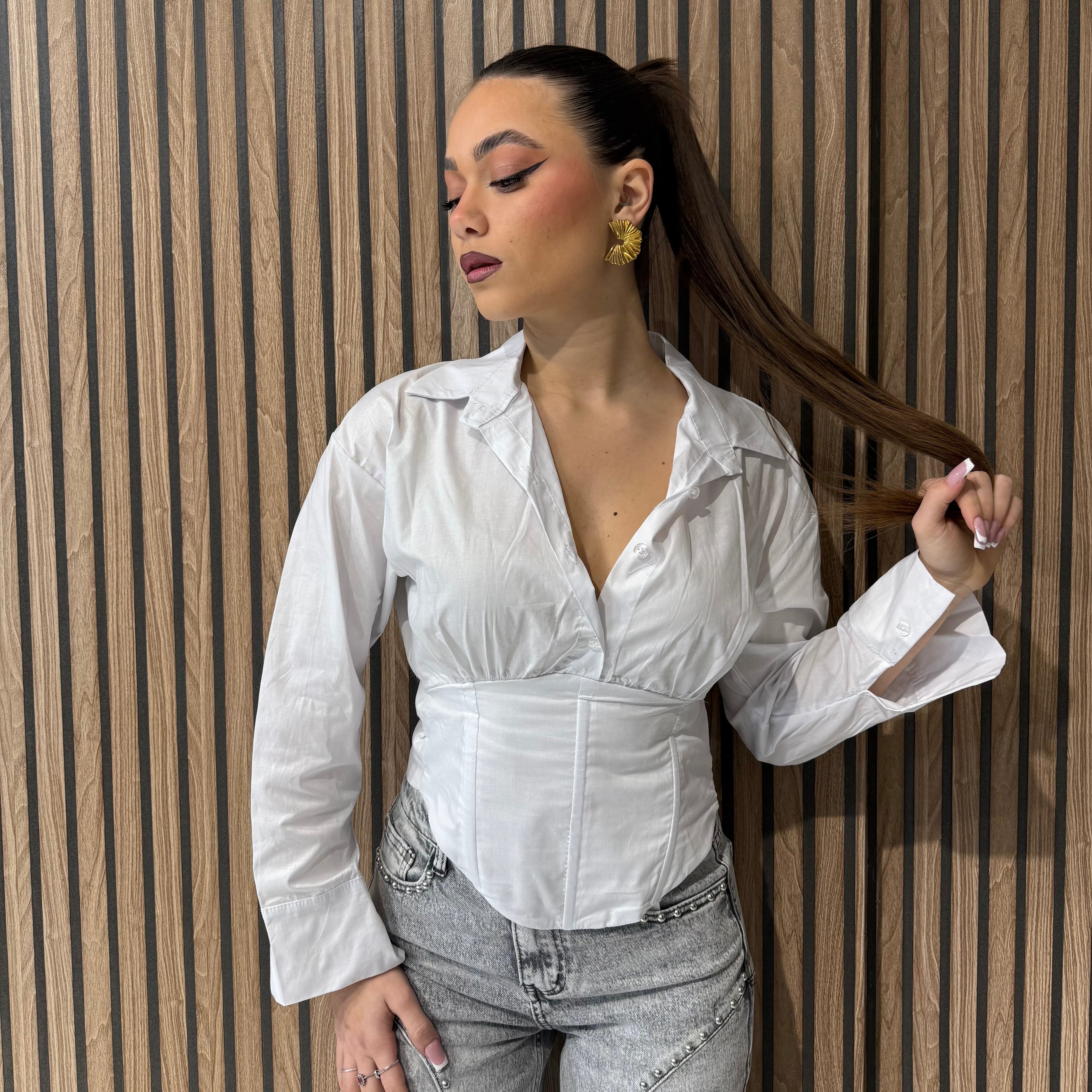 CAMICIA CROP CON LACCI