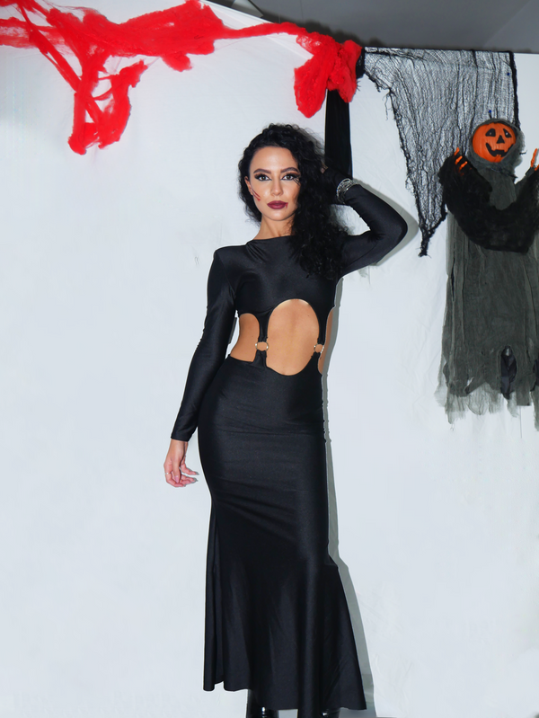 Dress Cut-out