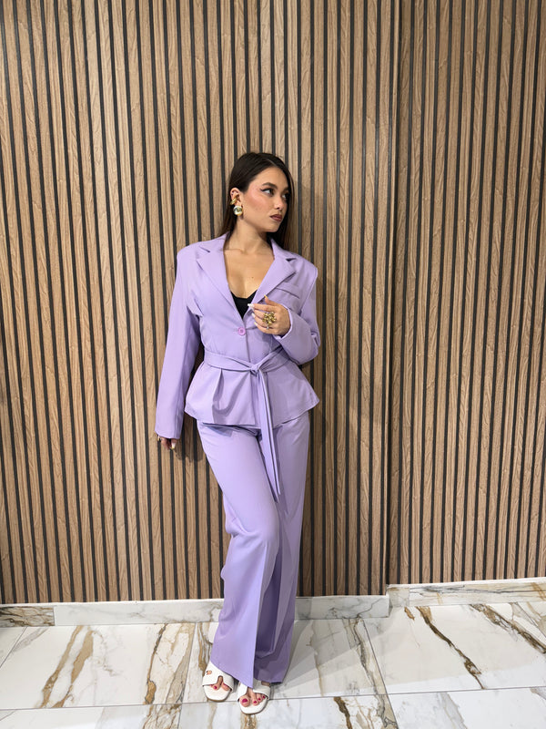 Tailleur a Pantaloni